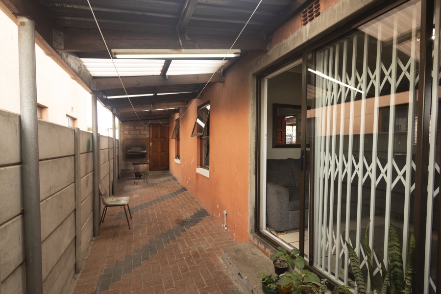 3 Bedroom Property for Sale in Highbury Park Western Cape